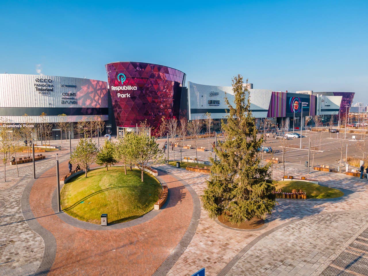 ТРЦ Respublika Park фото 3