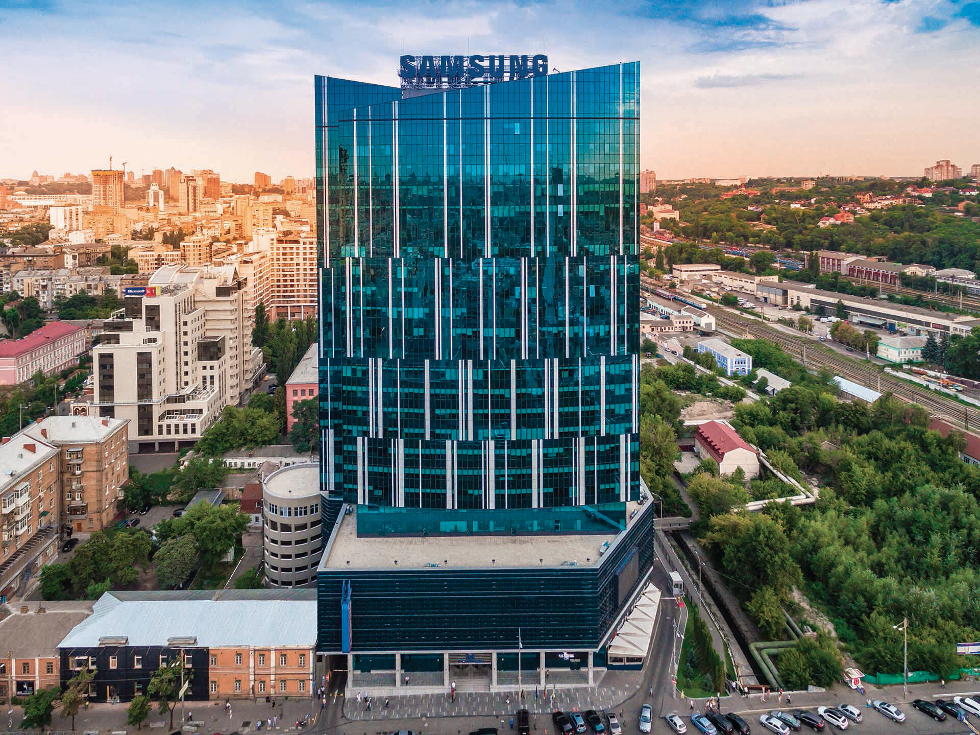 Бізнес-центр 101 Tower фото 25