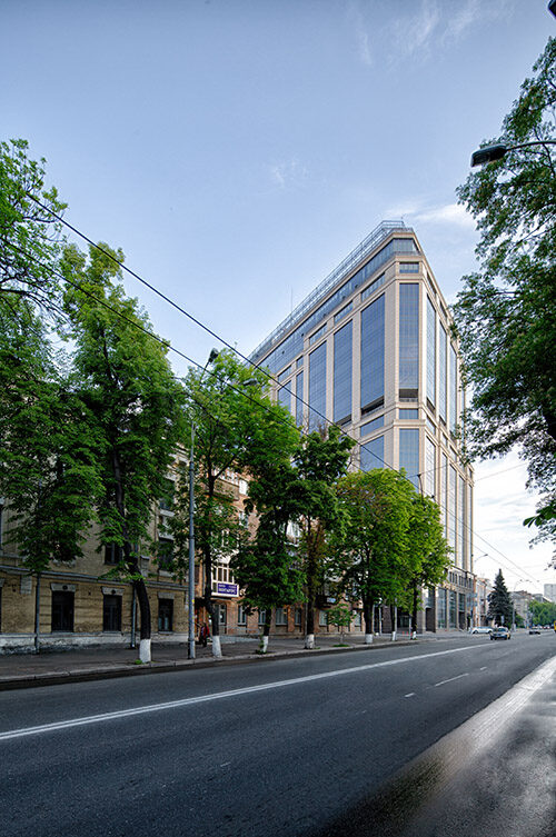 Senator Business Center photo 6