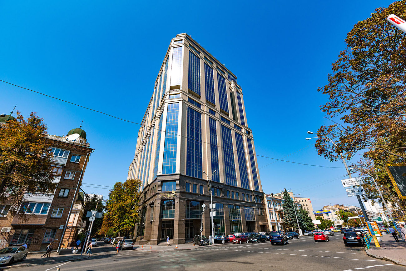 Senator Business Center photo 3